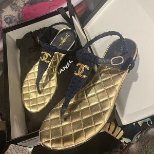 Authentic Chanel sandals Size 38.5 which is a 7 1/2 paid over 1k only worn once